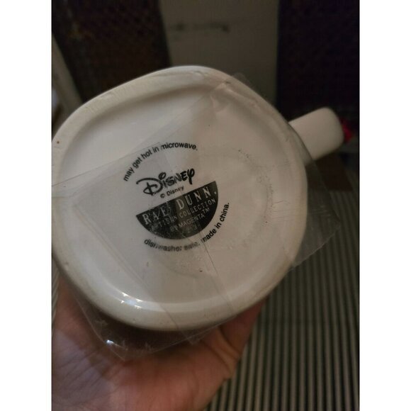 NWT Rae Dunn Disney Alice in Wonderland Queen of Hearts Mug Topper - Picture 9 of 9